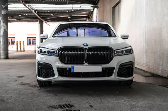 BMW 750i