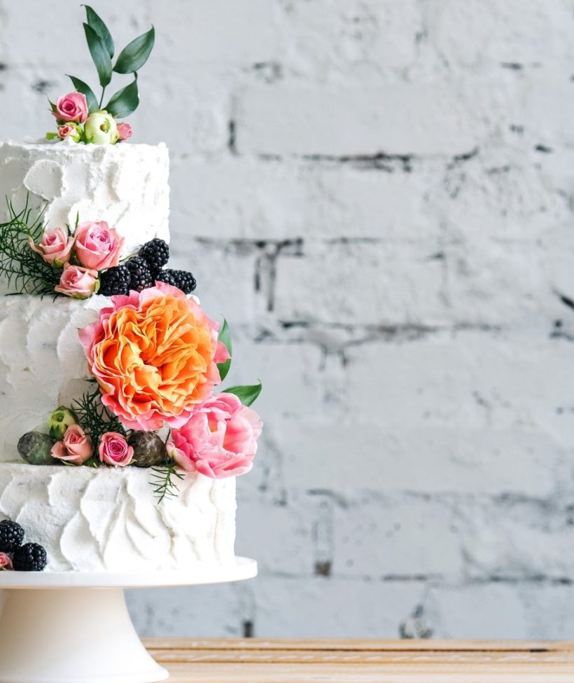 3-tier-fruit-wedding-cake_Header